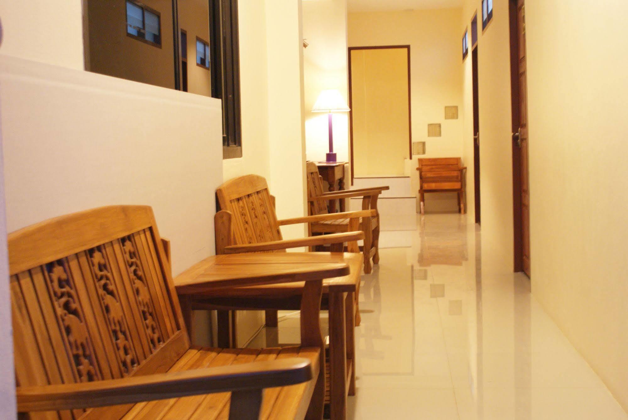 Tara Bed And Breakfast Kanchanaburi Buitenkant foto
